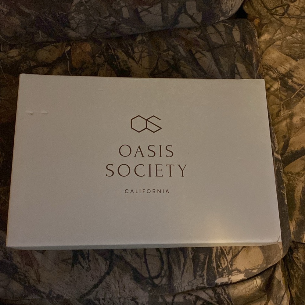 Oasis Society - Picture 5 of 6